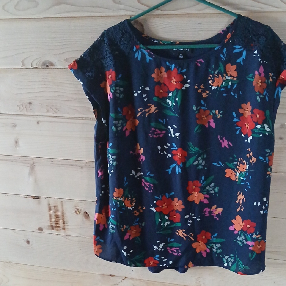 Floral Navy Cap-Sleeve Top